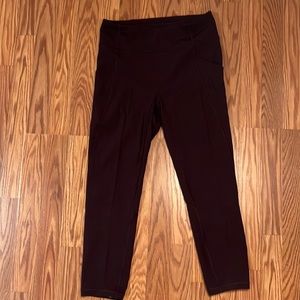 Lululemon maroon leggings with pockets